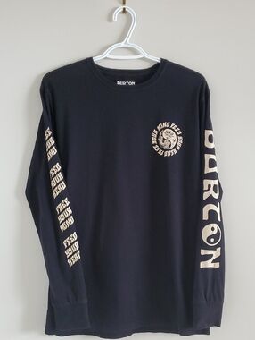 Burton Black Long-Sleeve Tee with Cream Sleeve and Chest And Back Graphics Sz M